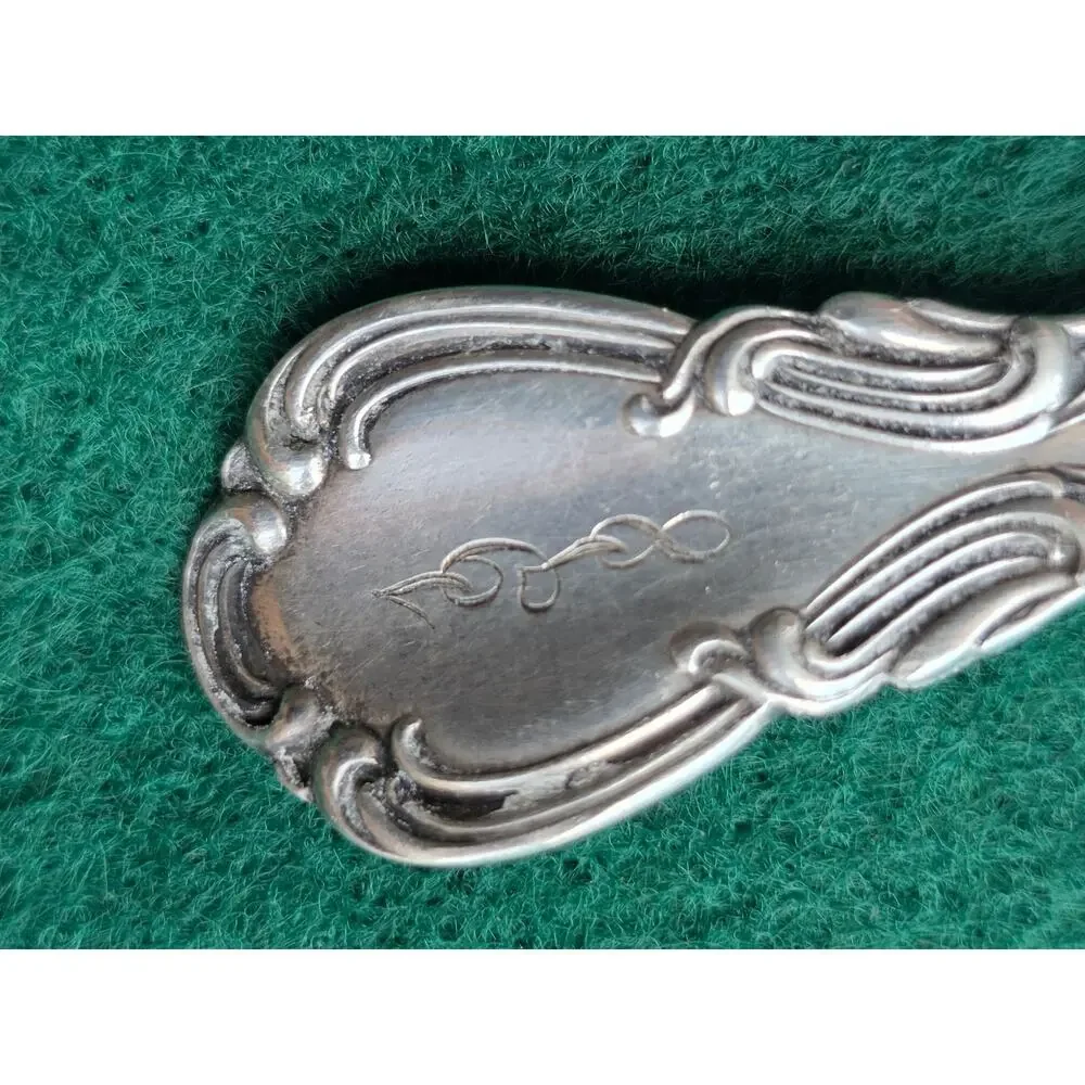 Antique Jam Server 6 1/2